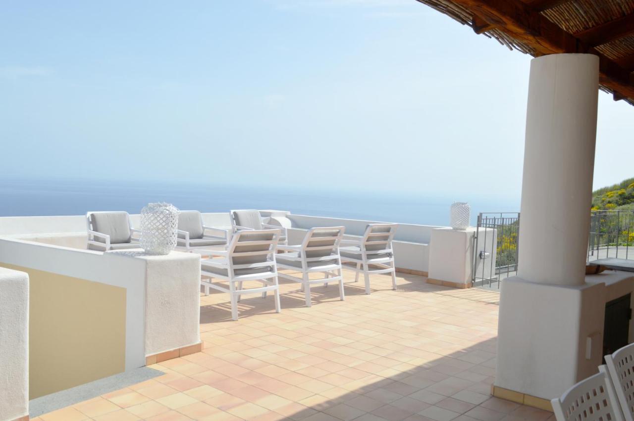 Orizzonte Relais Villa Leni Exterior photo