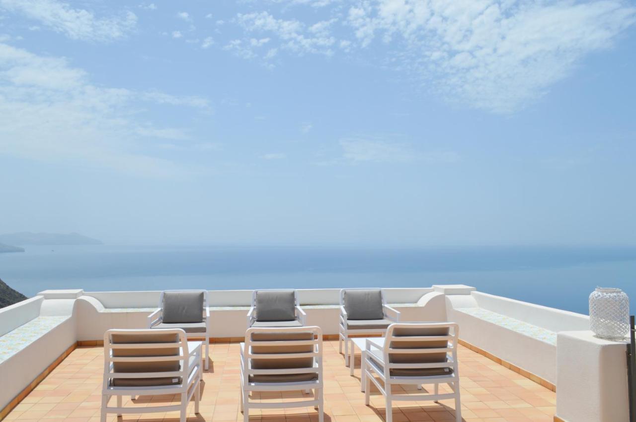 Orizzonte Relais Villa Leni Exterior photo